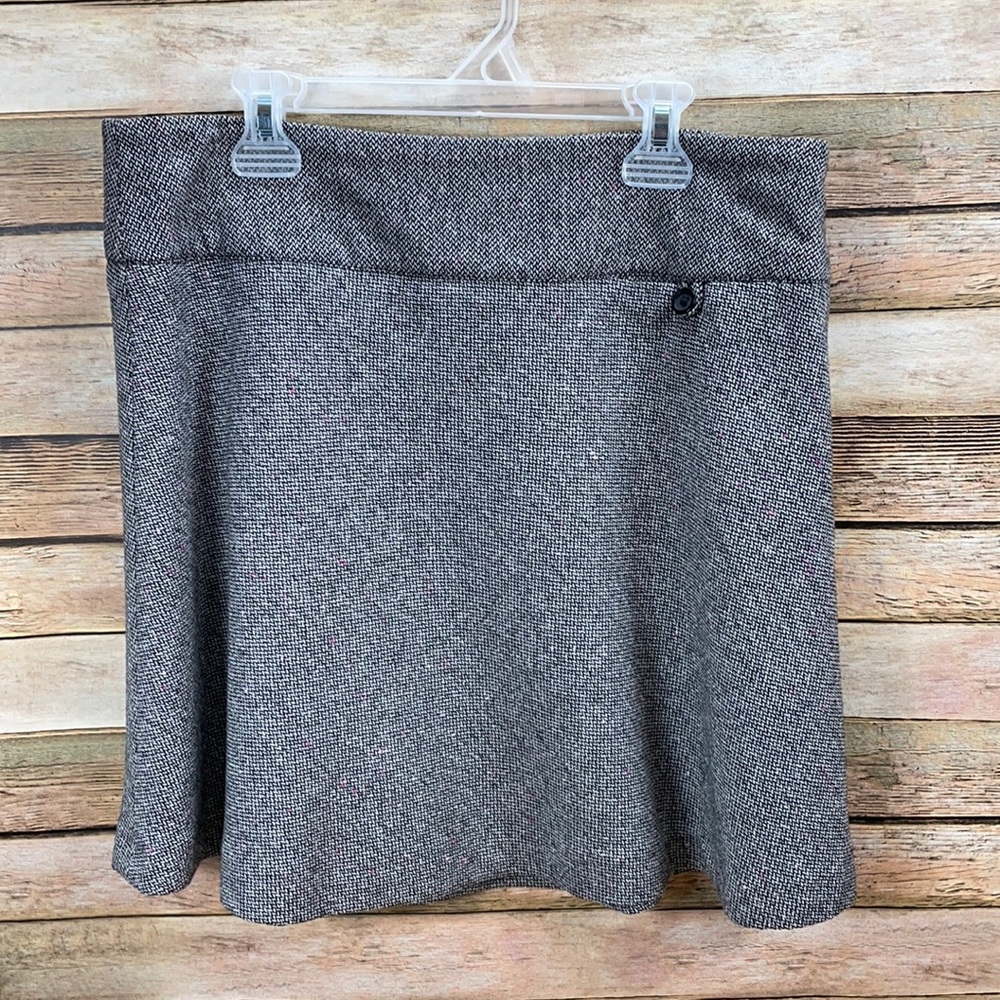 Gap Skirt Size 6 Gray with Zipper